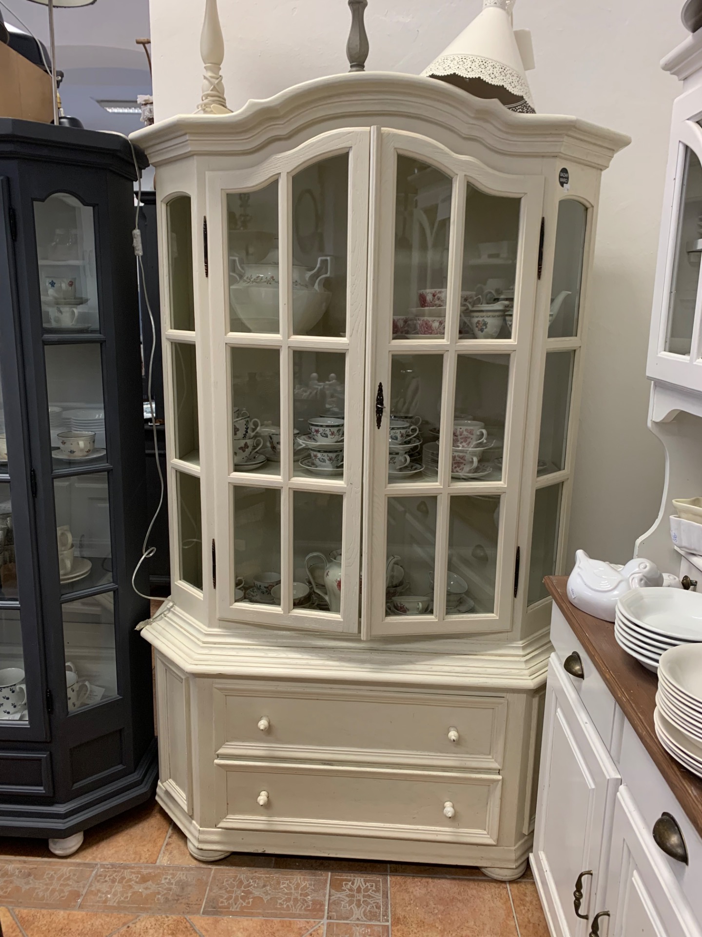 Skleník, Barva: slonová kost, Rozměry: výška 188, šířka 120, hloubka 45 cm, Cena 12.900,- Kč